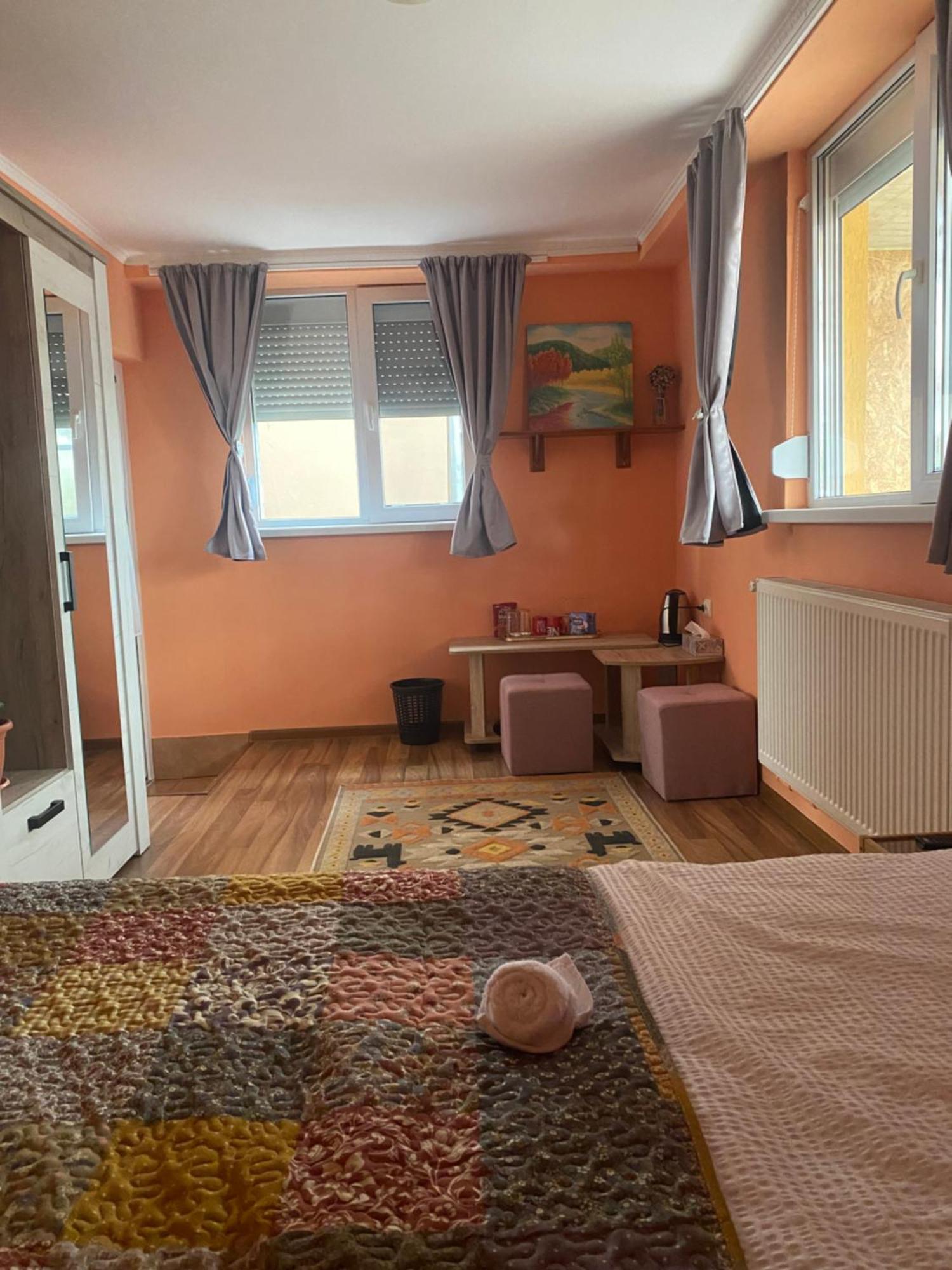 Casa Maya Oradea Zewnętrze zdjęcie